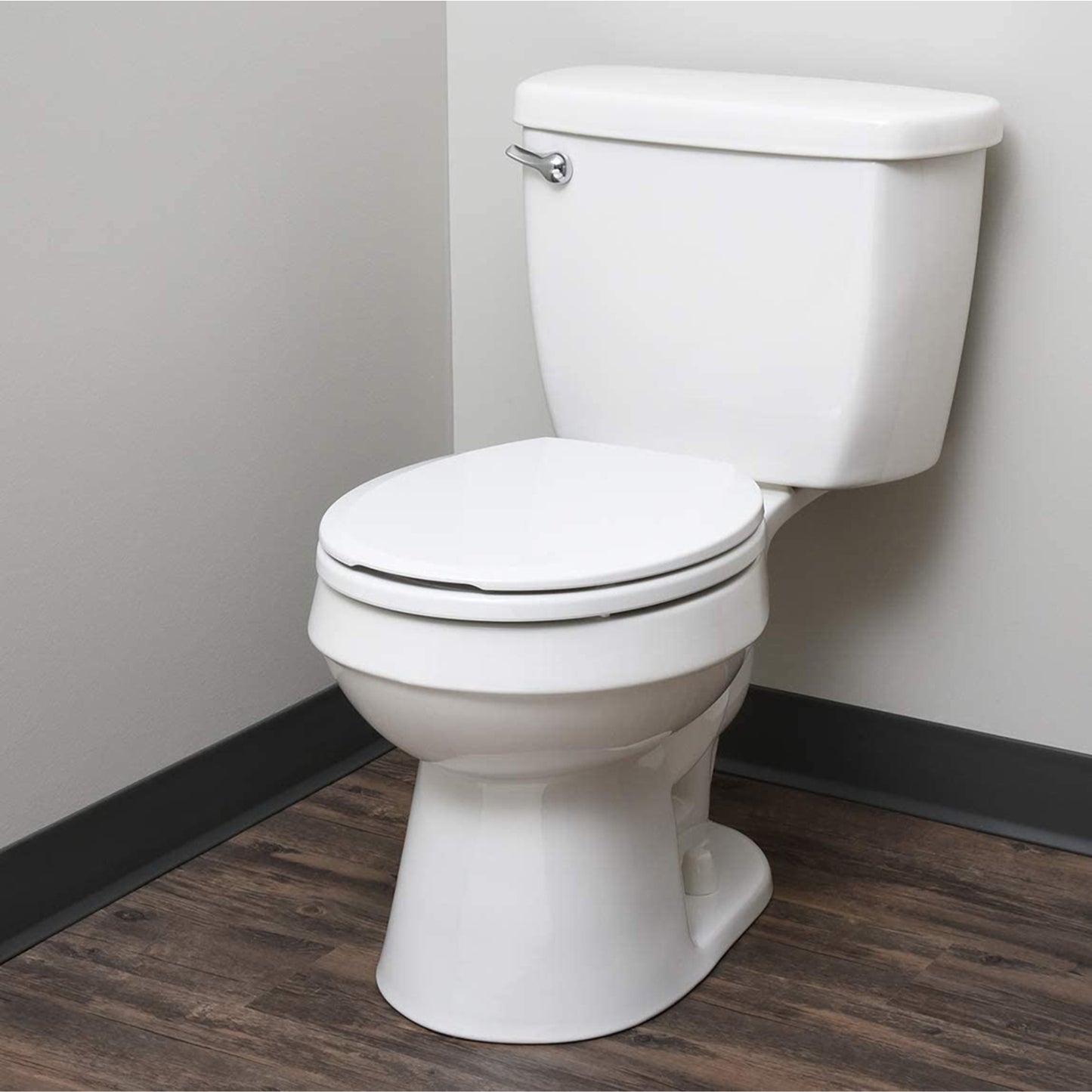 Hausen Quick-Install Soft-Close Toilet Seat, Round, White, 1-Pack